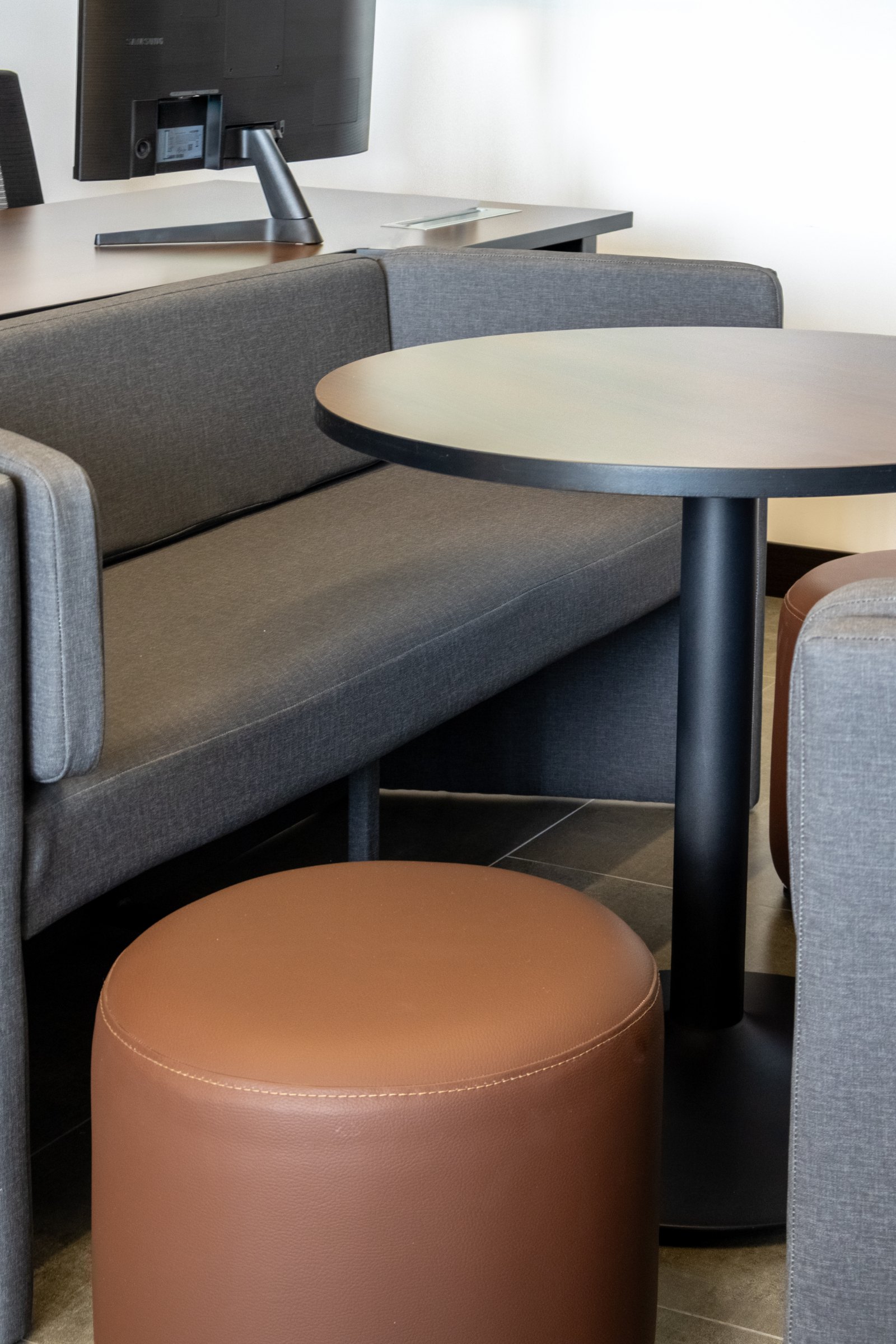 Sala de reuniones express Perennia Group 