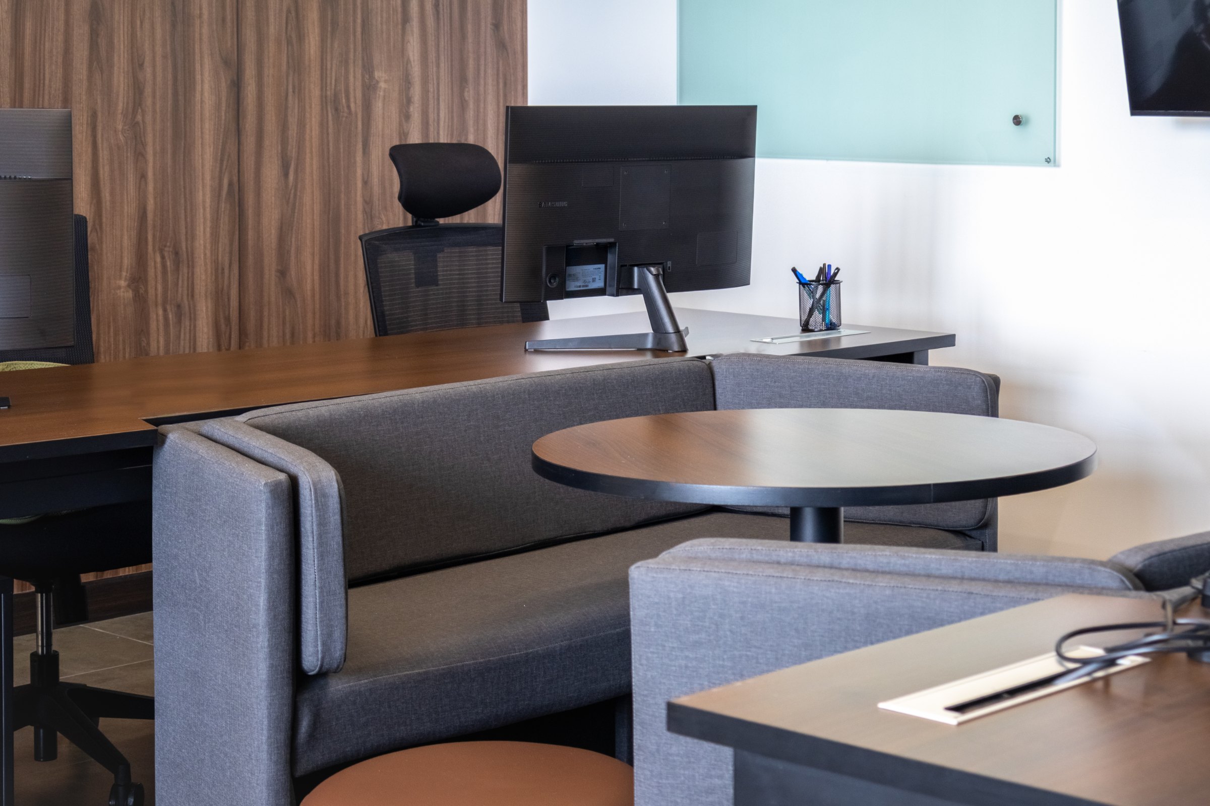 Sala de reuniones express Perennia Group 